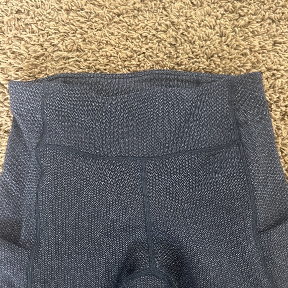 LULULEMON Women’s Gray Align Leggings Size 4 - Picture 4 of 7